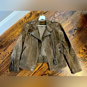 Beautiful leather jacket XS olive green